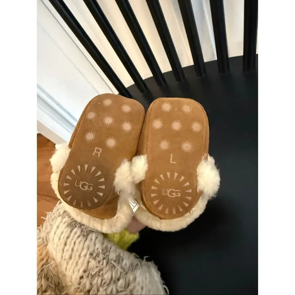 Ugg Lasson shearling baby bootie size 0/1 EUC